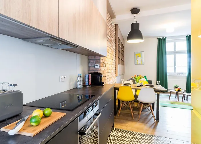 Sanhaus - Scandic - Z Balkonem 200 Metrow Od Plazy アパート *